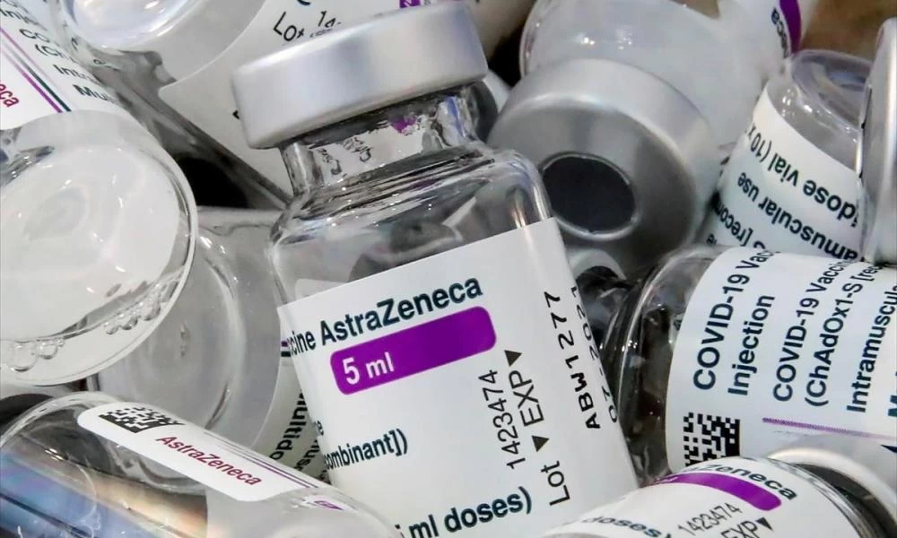 AstraZeneca: 41 νέα περιστατικά θρομβώσεων σημειώθηκαν στην Βρετανία